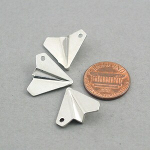 Paper Airplane Charms, Origami Airplane pendant beads, up to 30 pcs, Antique Silver 18X18mm CM0735S bild 2