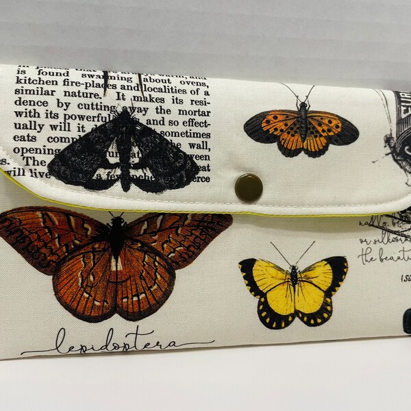 Butterflies, Snap bag, Coins, Jewelry Bag, Makeup Bag, Cosmetics, Pouch, purse bag, Gift, Clutch, Wallet, Envelope pouch, Moth, Goth