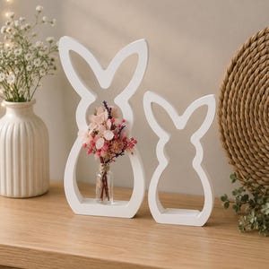 Plaster Easter Bunny Decorations, Set of 2 with Dried Flowers | Scandinavian White Easter Bunny | Handmade Boho Spring Decorations | Easter Gift