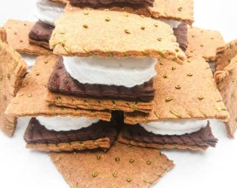 Kid's Pretend Play Food: Felt S'mores