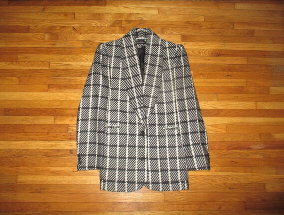 80’s Maroon Wool Full Length Buttoned Coat by Harve Benard main image 1