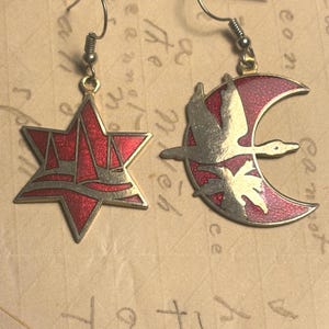 vintage cloisonné enamel red star and moon drop earrings