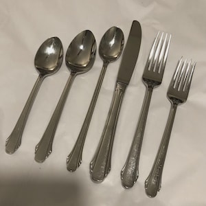 Gorham - Calais - Glossy Stainless Flatware Silverware Your Choice Old Stock