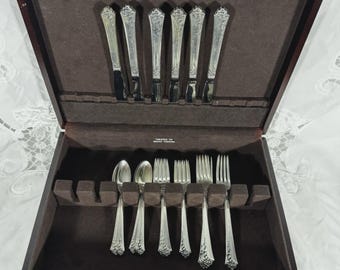 Oneida Damask Rose Sterling Silver Flatware Set Service for 6 - 24 Pieces