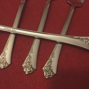 Oneida - Damask Rose * Silverware * Choose Choice * Stainless Flatware * USA