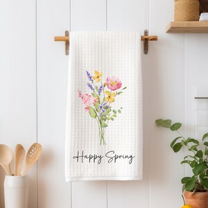 Happy Spring Dish Towel - Spring Flowers Bouquet Tea Towel Kitchen - New Home Gift, Housewarming Farm Decorations house Decor Towel