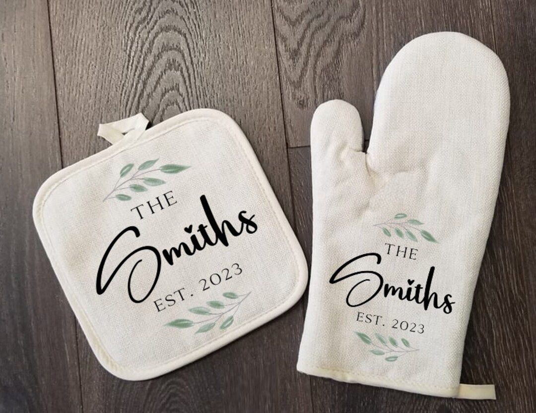 Leaf Personalized Oven Mitt & Pot Holder Set, Wedding Gift
