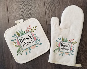 Mimi Oven Mitt & Pot Holder Set, Grandma Gift Set Personalized Oven Mitts, Gifts for Mom, Mimi's Kitchen Camping RV