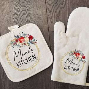 Bell Of The Borders Tartan Crest Oven Mitt And Pot Holder (2 Oven Mitts + 1 Pot Holder)