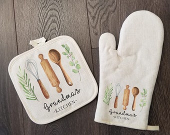 Personalized Oven Mitt & Pot Holder Set, Utensils Grandma Gift Set Hand Drawn Whisk Spoon Oven Mitts, Gifts for Mom, New Home Gift