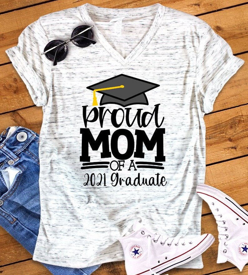 proud mama of a 2021 graduate