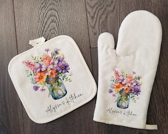 Jar Of Wildflowers Oven Mitt & Pot Holder Set, Personalized Gift Set For Baker, Wedding Bridal Shower Oven Mitts, Custom Kitchen Set