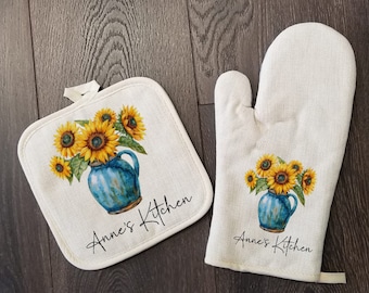 Personalized Oven Mitt & Pot Holder Set, Sunflowers In Vase Gift Set Personalized Oven Mitts, Gifts for Mom, Gift For Her