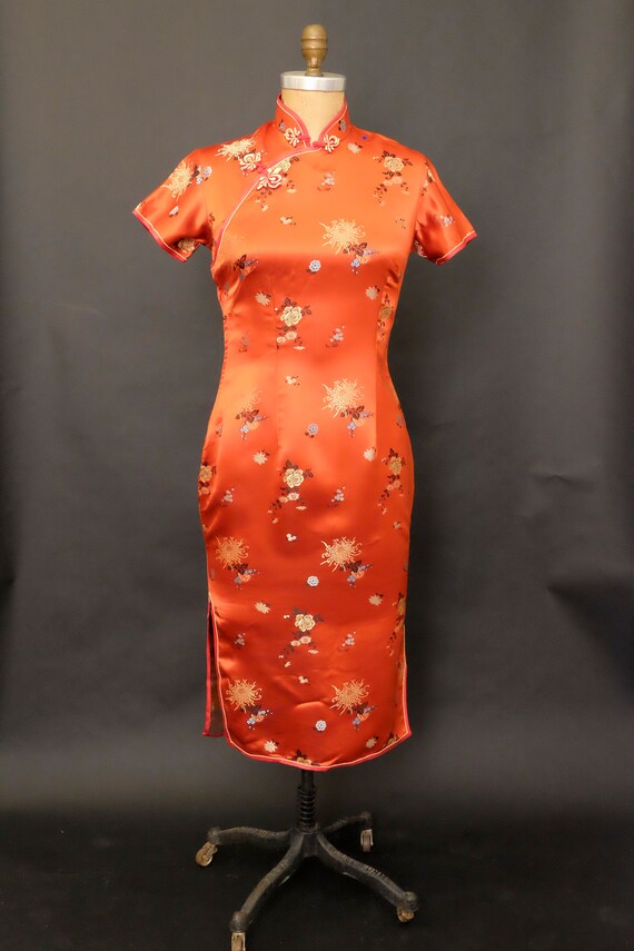 Vintage 1960s Cheongsam Dress