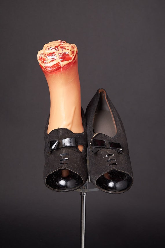 Fun Shoes for Women's Tuxedo?