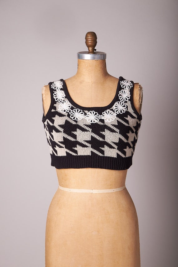 1990s Cropped Houndstooth Sweater - image 1