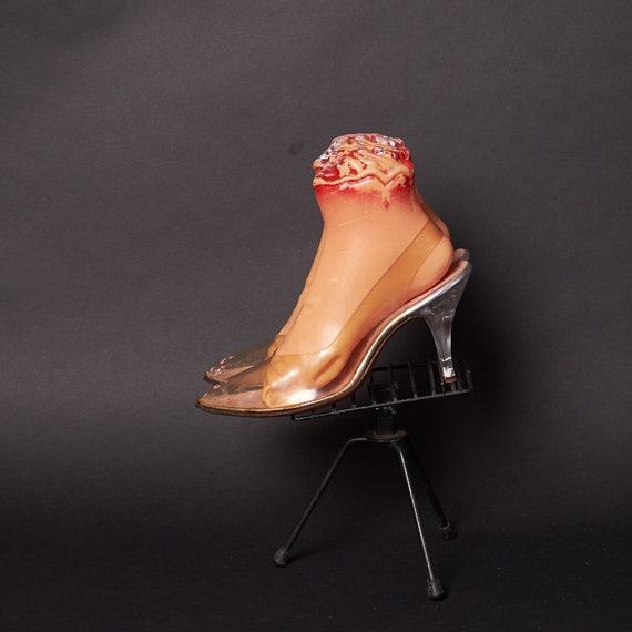 1950s Clear Plastic Carved Heels Shoes Slingbacks - image 3
