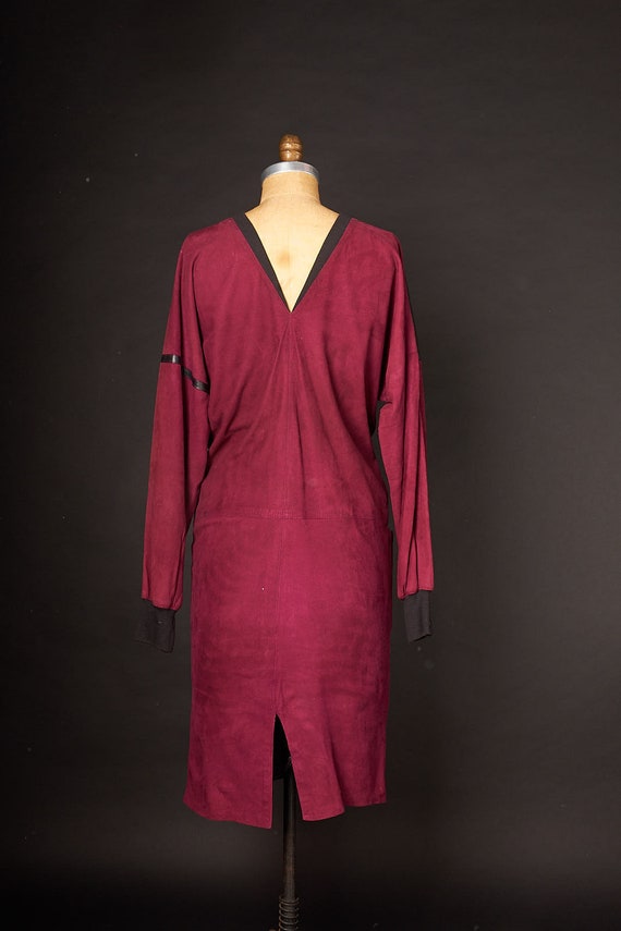 1980s Purple Suede Dress - image 6