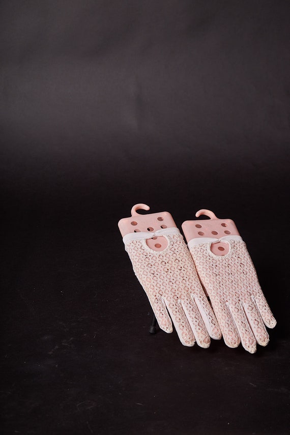 1950s White Lace Short Gloves