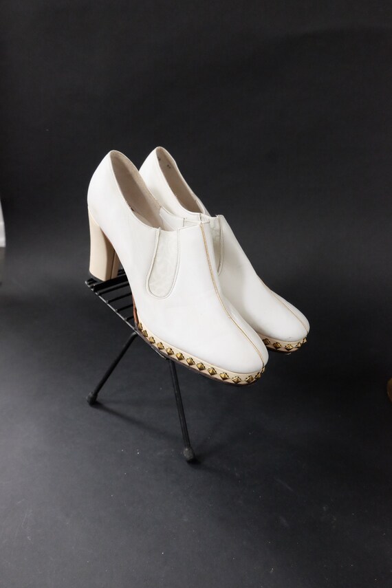 1970s Gold Studded Mod Platform Booties Heels