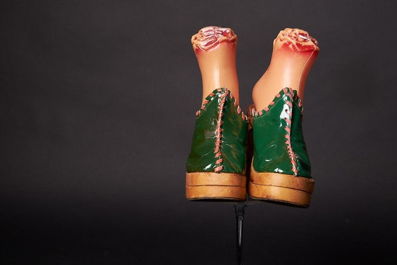 1970s Platform Green Stitched Heels Mules Shoes - image 2