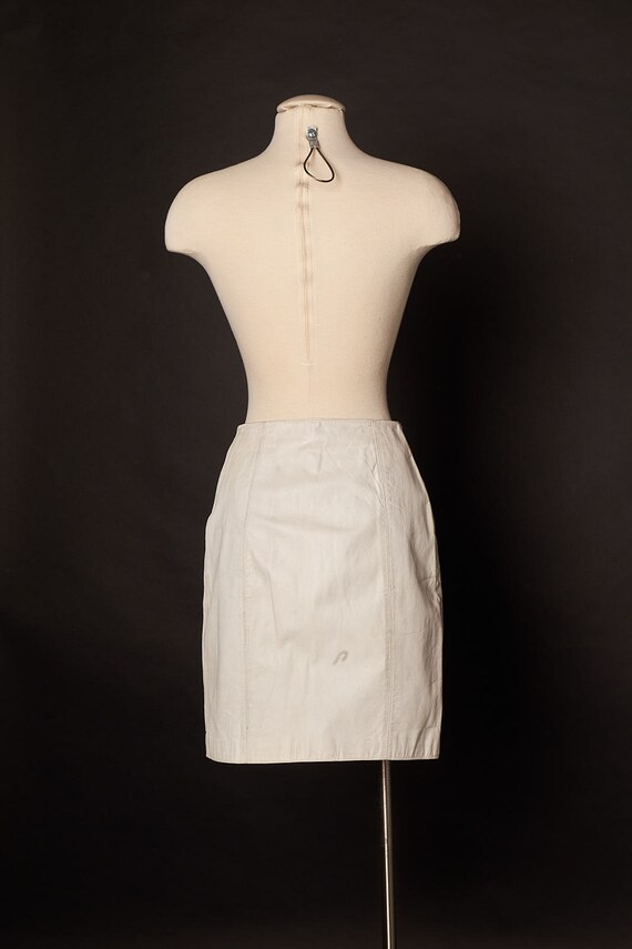 1980s Punk White Leather Zipper Skirt - image 6