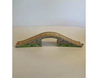 Thomas Wooden Railway Maron Stone Bridge 2003 Vintage