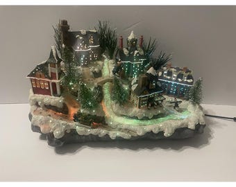 Vintage Avon Fiber Optic Christmas Village 2003 – Light Up Town Decor