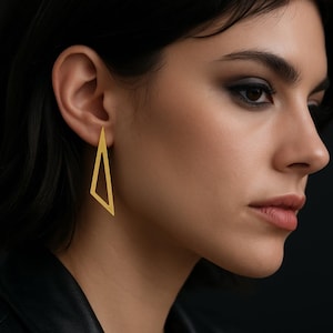 Braut Dreieck Ohrringe, Asymmetrische Ohrringe, Geometrische Schmuck für Bräute, Dreieck Beiträge, Dreieckige Ohrringe, Lange Geometrische Ohrringe