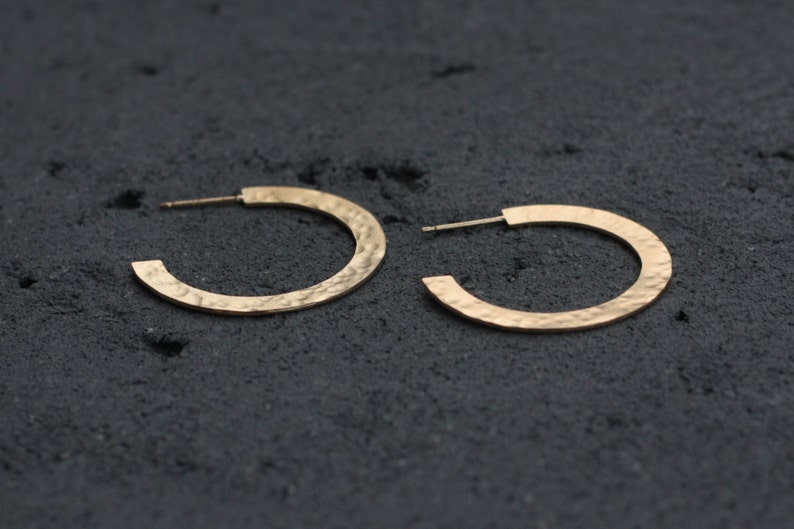 Flat Circle Earrings Gold Round Studs Minimalist Earrings Etsy