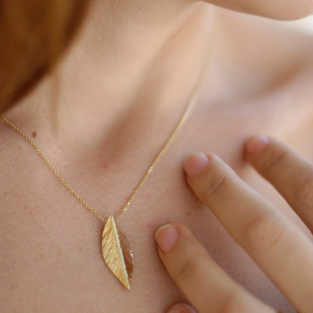 【2plan】24SS★ [MADE] 049 Leaf Medal Necklace Amazon.com: Aloha Jewelry Company Sterling Silver Created