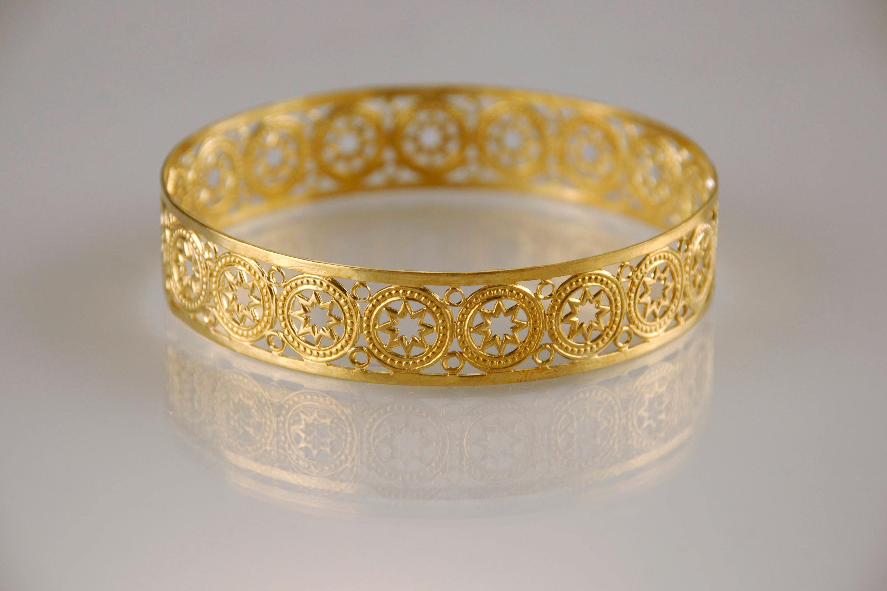 Gold Stars Bracelet, Star Bangle, Golden Friendship Bracelet Gold Stars Bracelet, Star Bangle, Golden Friendship Bracelet