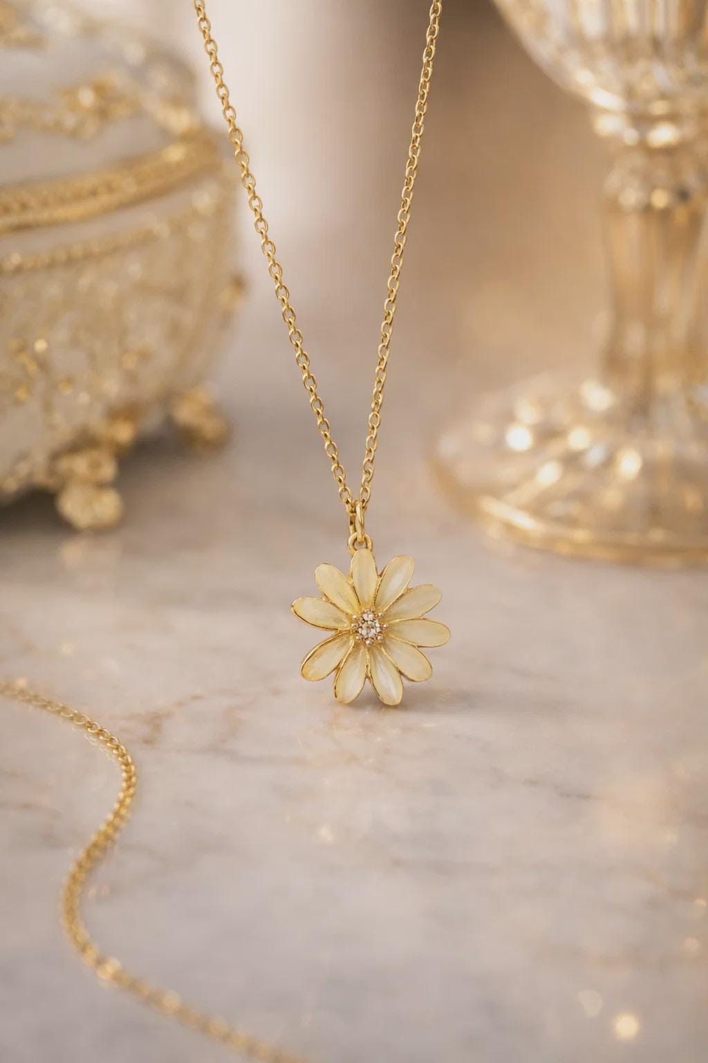 Gold Daisy Necklace - Etsy