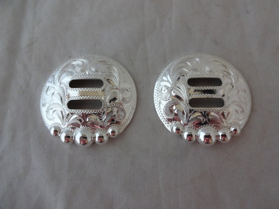 Craft NEW 30 1 3//8/" Silver Star Conchos Slotted Costumes