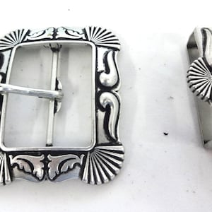 Santa Fe Jeremiah Watt Antiqued Silver Finish Western Belt Buckle Keeper SetHorse Tack Sizes New