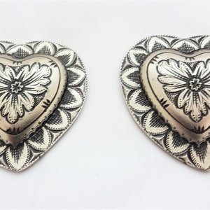 New Pair Jeremiah Watt Old Time Heart  Antiqued White Conchos Screw Back Horse Headstall Western Hardware Buckaroo