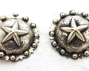 Pair Antiqued Yuma Star Pico Berry Conchos Bridle Loop Backs Hansen Western Gear Horse Tack Headstall Silver Plate Scarf Slides