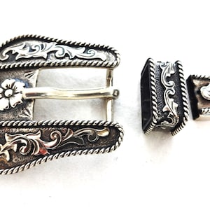 Desert Flower New Hansen 3-teiliges Set Schnallenhalter Schlaufe & Spitze Sterling Silberplatte Westernpferd Tack Hardwares Gürtel Kopfstück