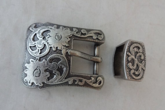 Square Floral Antique Silver Buckle with Chicago Screws