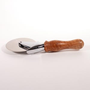 Maple Burl Pizza Cutter, Pizza Wheel, Stainless Steel Pizza Cutter, Wooden Pizza Cutter, Cooking Gift, Gift for Dad, Housewarming Gift