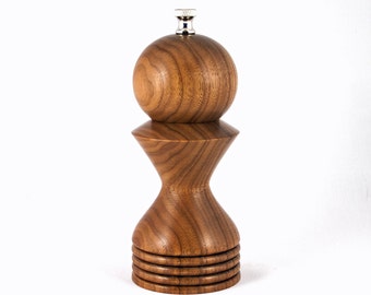 6 Inch Walnut Pepper Mill, Hand Turned Wood Peppermill