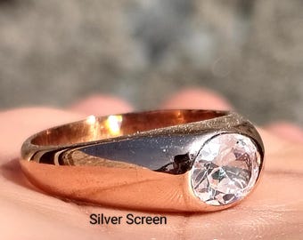 Robuuste moissanite zegelring, zilveren ring in Victoriaanse stijl, handgemaakte moissanite sieraden, unieke statement ring, jubileumcadeau voor haar