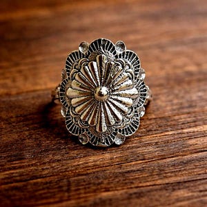 Bague concho en argent sterling 925 faite main estampée à la main - Bijoux de style sud-ouest