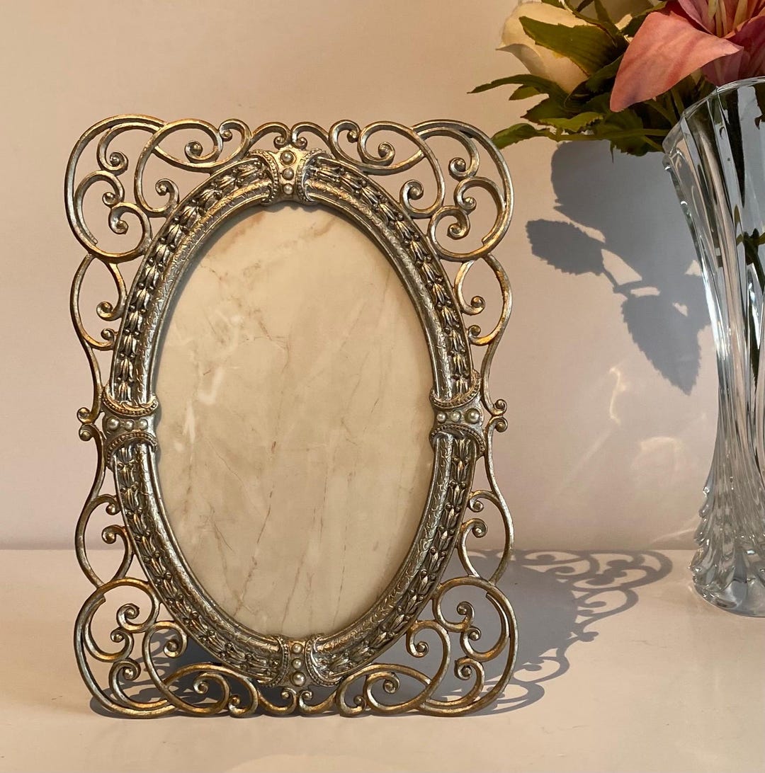 Vintage Ornate Oval Picture Frame Gold Champagne Filigree Tabletop ...