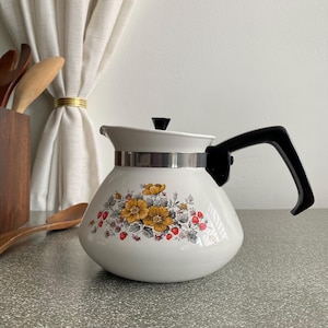 Vintage Corning Ware Wildflower 6 Cup Coffee Pot with Lid | Retro Floral Tea Pot | Pyroceram