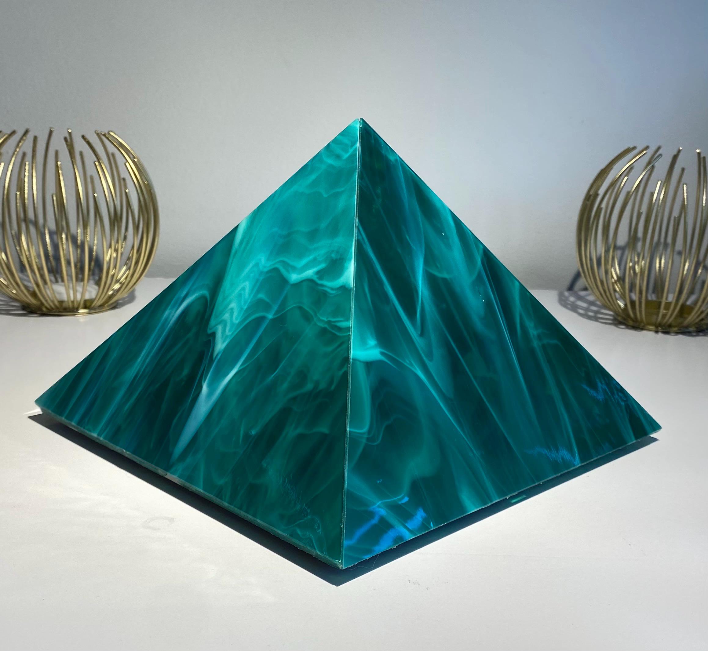 Pyramid Glass Mirror Box - Etsy