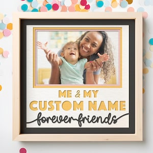 Archivos SVG de caja de sombras personalizables "Forever Friends", regalo SVG para el Día de la Madre y el Día del Padre para abuelas y abuelos, marco de fotos SVG 3D personalizable.