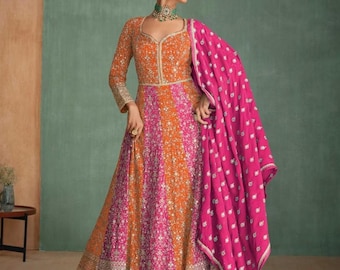Vestido de noiva paquistanês em seda, tecido georgette laranja, bordado com fios de ouro (zari), sob medida.