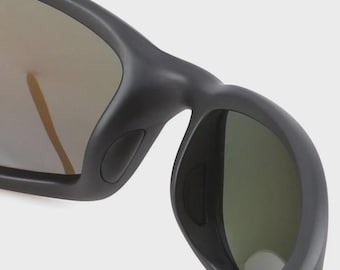 New in box Brine Matte Black/Grey 580p Polarized Sunglasses