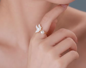 Verstellbarer Perlenring, Emaille Schmetterling Ring, Süßwasserperle offenes Band, Fairycore Schmuck, Kokette Ästhetik, Muttertagsgeschenk für Sie
